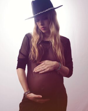 ZZ Ward Instagram - Some lovely bump photos taken by @charwar3🖤🖤🖤