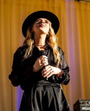 ZZ Ward Instagram - I got to take my son to where I grew up and it was beyond magical! Loved going back to my hometown of Roseburg, OR to play the Halfshell. Love you Douglas County!! Show recap post coming soon🤍 #oregon #dirtyshine