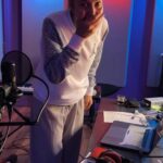 Zaho Instagram - POV : quand j’enregistre “si on s’aimait” pour l’album de @zamdane #sionsaimait #solsad #zaho #zamdane
