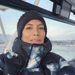 Zaho Instagram - « Quand j’étais sous la neige à chercher l’soleil dis moi t’étais où ? »