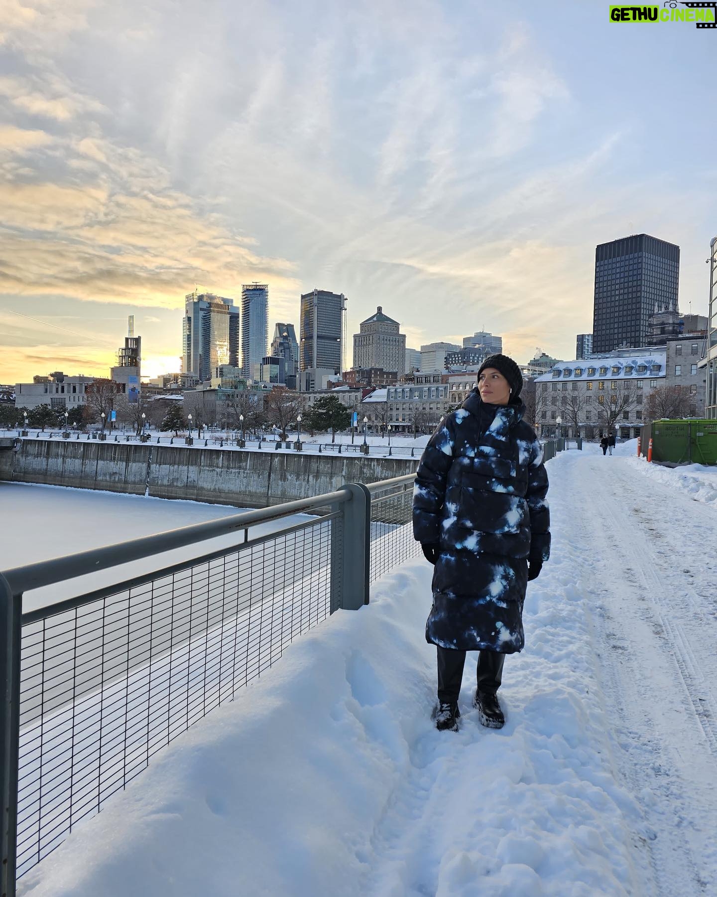 Zaho Instagram - « Quand j’étais sous la neige à chercher l’soleil dis moi t’étais où ? »