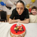 Zaho Instagram - Merci pour tous vos messages d’anniversaire 🫶🎂 #grateful