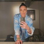 Zaho Instagram - Yesterday à l’Olympia de Montréal @keryjamesofficial 💄 @makeupby.sonia