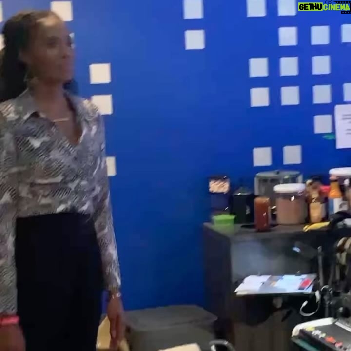 Zainab Johnson Instagram - Super happy to be able to tell you guys @uploadonprime Season 3 has been out for 3 weeks and tomorrow the final 2 episodes of the season will air so don’t miss it. Here’s some fun bts shenanigans 🤗