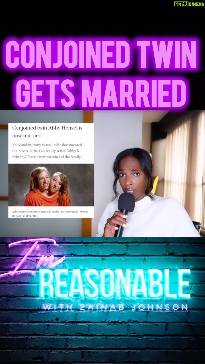 Zainab Johnson Instagram - NEW EPISODE of MY PODCAST #IMREASONABLE is available on YT RIGHT NOW‼️ I’m discussing #conjoinedtwins getting married, #lizzo quitting, the #roadhouse movies and our #AskZ looks at weight gain in relationships. Give it a watch! Linky link in my bio.