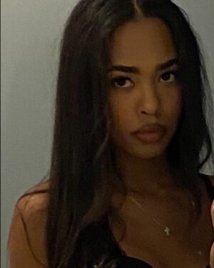Zaria Instagram - 2022 the year of the sad gurl; 2023 da year of da bad gyal (*brapbrap air horn sound air horn sound*)