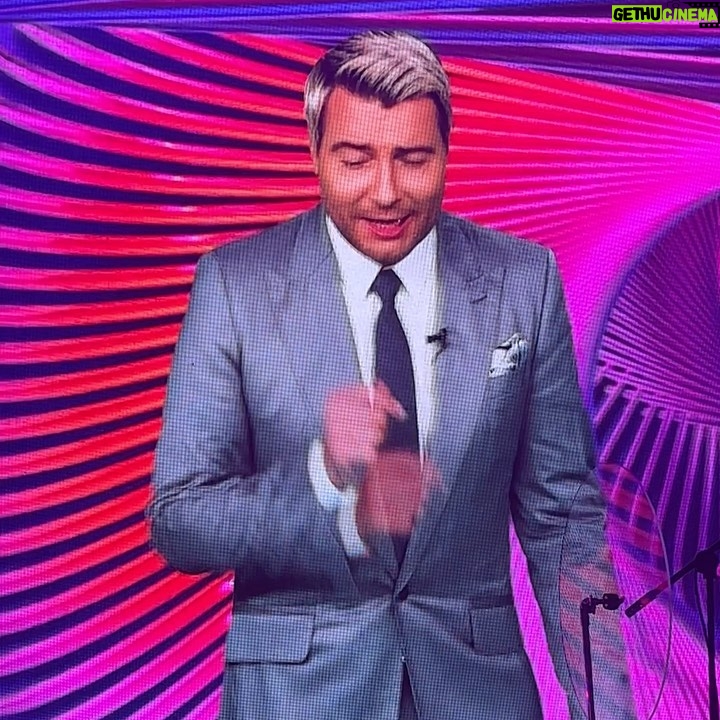 Zarina Golubtsova Instagram - Гала ужин на @muztv это было феерично 🦋