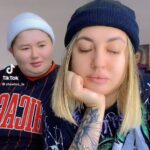 Zarina Golubtsova Instagram - Привет ребят❤️ Скоро Новый год и я уверена что каждая девушка хочет выглядеть потрясающи в эту сказочную ночь!🎄✨ Я хочу вам посоветовать фею красоты @_start_with_beauty_ Она не даст ваши волосы в обиду и сотворит чудо, как сделала она с Леночкой! Спасибо тебе огромное ❤️💋