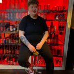 Zarina Golubtsova Instagram - Мой  серый  пиджак  помят… Я  две  недели  не  брит… Я  за  Тобой  по  следам… Я  Тебя, кстати,  Любил… Ты  не  думай — Я  Не  Разбит И  не  смей  подбирать  слова, У  Предательства  Желтый  Цвет, Я  молчу… Ты  во  Всем  Права… Хотя, нет,  есть  Один  Вопрос, Неужели  Он  стал  родней? Да  не  плачь  Ты, Я, просто,  вскользь, Решил  выяснить,  сколько дней… Ты  ложилась  к  Его  плечам… Ты  вязала  Ему  шарфы? На  подносе  носила  чай? Успокойся  Ты. Не  реви… Я  Не  в  силах  сегодня  молчать… Вы  кормили  утят  в  пруду? Он  с  работы  Тебя  Встречал? Он  целует  Тебя  по утру? Ты  болела, он  спал  по  ночам? Вы  уже  завели  с  Ним  Кота? Нашего  Я  не  Отдам… Ну  давай,  прекрати  рыдать… Я  запомню  Твои  Глаза… Кстати,  Он  Тебя  Ждёт  внизу, Тебе  с  сумками  не  помочь? Нет,  родная,  Тебя  не  прощу… Хоть  Вчера  и  Хотел  с  Тобой  Дочь … Я  сегодня  изрядно  пьян… И  уже  три  недели  не  брит, У  Предательства  Желтый  Взгляд… Больше  Жизни  Тебя  Я  Любил
