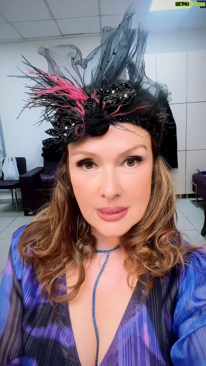 Zeynep Gülmez - 3 Likes - montajda yeniyim idare edelim lütfen😅🥸