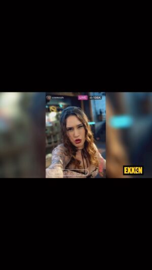 Zeynep Koçak Instagram - #sadecearkadaşız #exxen #kimlerböyle