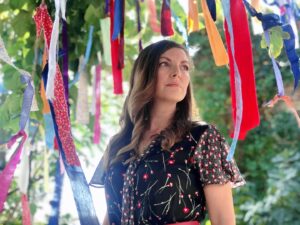 Zeynep Kumral Instagram - “Aşıkların nabzı gözlerinde atar”
Lope de Vega

#doğduğunevkaderindir
@tv8 
@ogm.pictures