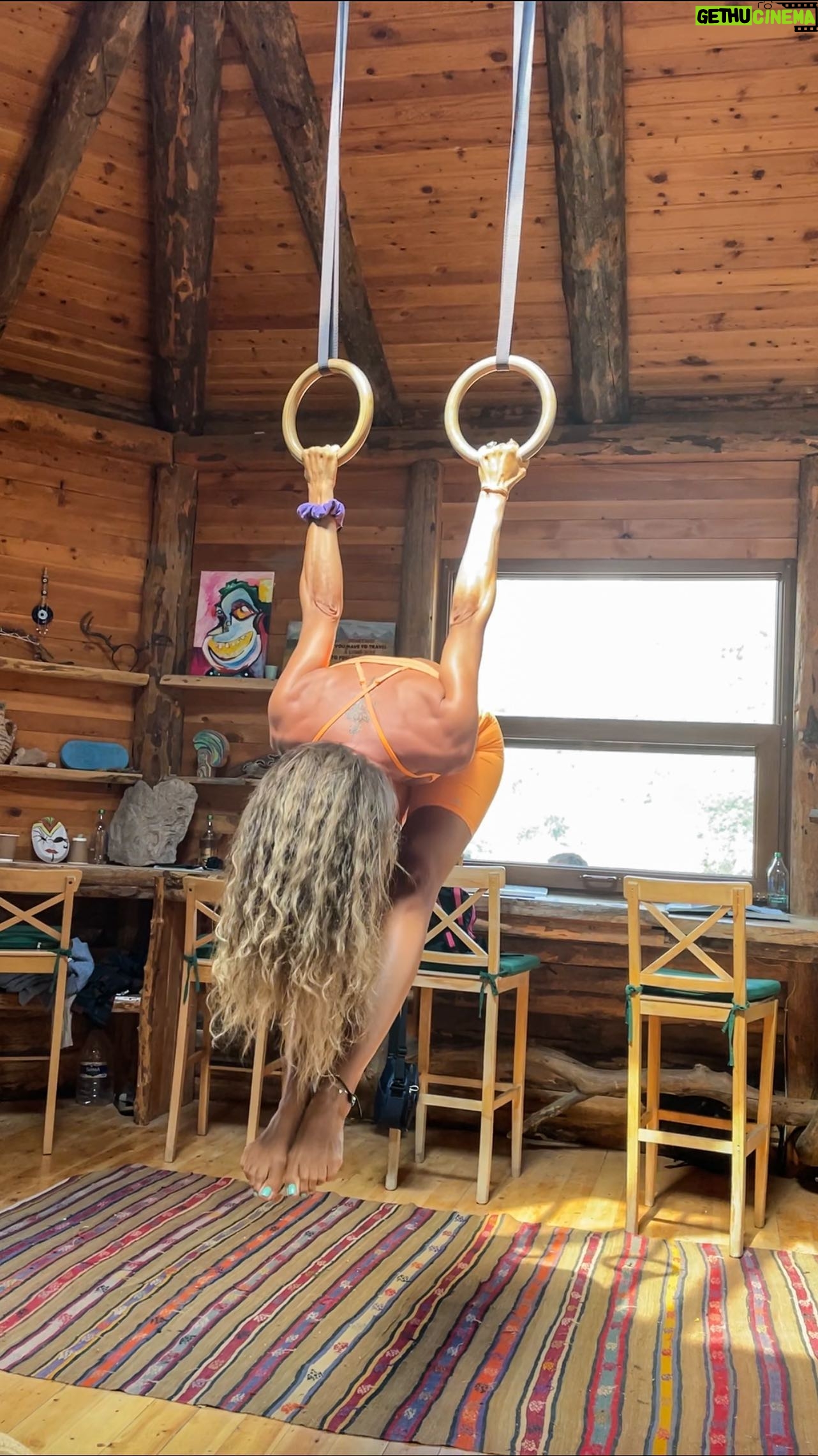 Zeynep Tokuş - 5.4K Likes - Trapez oyunları;)) @babakamp da başka🧡
@iamgozdeuysal 🎥;))
#movement #yogakampı #yogaretreat