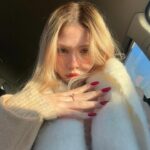 Zeynep Atılgan Instagram - 🪞👼🏼