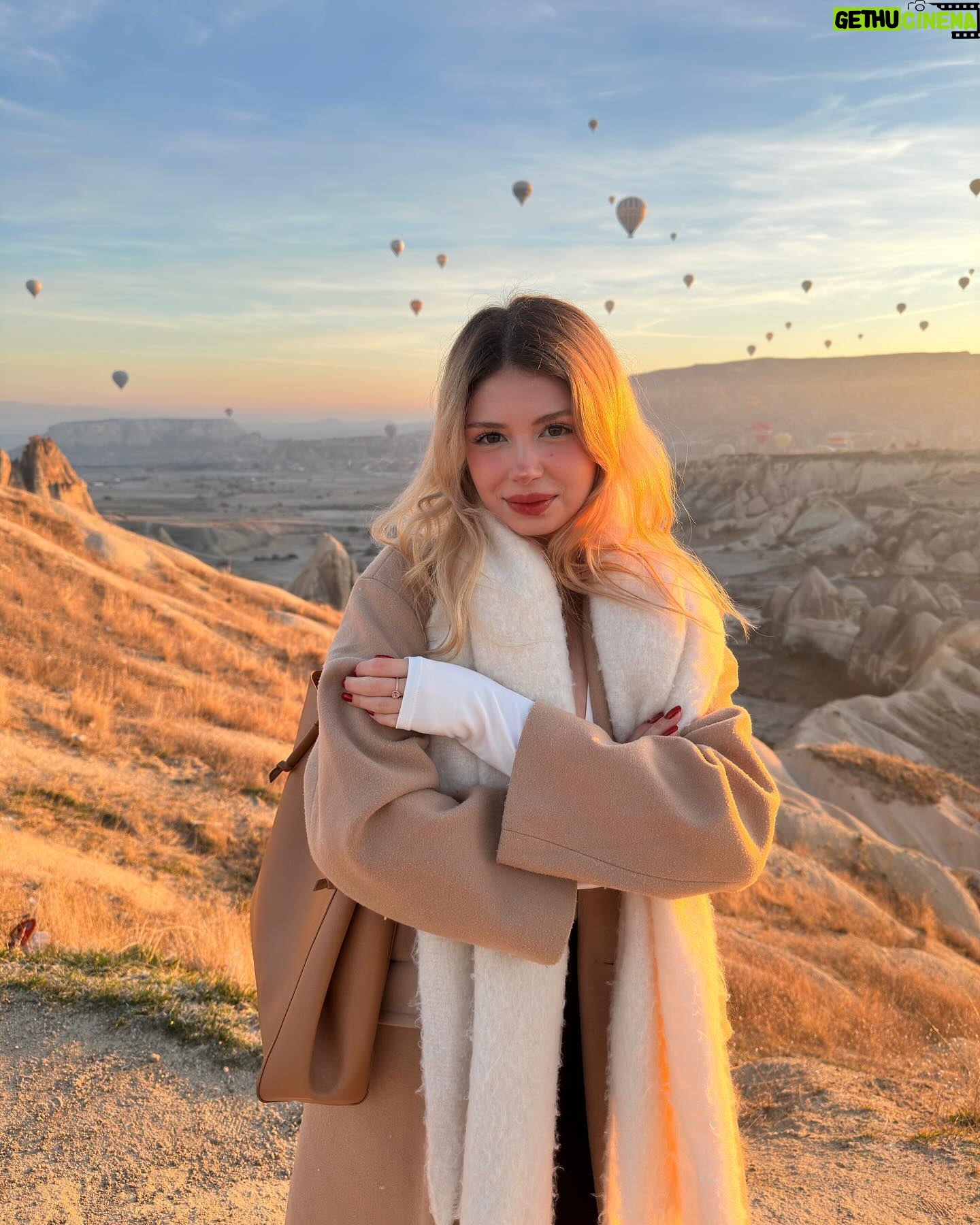 Zeynep Atılgan - 40.1K Likes - flower, gleam and glow let your power shine ☀️✨🌼