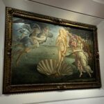 Zeynep Özkaya Instagram – Uffizi Gallery o kadar ama o kadar güzeldi ki gerçekten büyülendik✨ Aslında genel olarak Floransa’dan büyülendik çünkü şehrin her köşesi korunmuş ayrı kültürü var. Sanattan başınız dönüyor 500-600 sene önce bunlar nasıl yapılmış diye düşünüp deliriyorsunuz ahsjsjaha🫠🩷