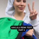 Zeynep Koltuk Instagram - Soğuk ve koyu renkler için yaratılmışım aksini söyleyen arkadaşlar(!) ne kadar doğru söylüyormuş gördük walla🤔😅 #renktesti