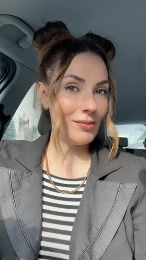 Zeynep Koltuk Instagram - Cevapları alalım🥰