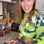 Zeynep Koltuk Instagram - Önce lafa bakmalı laf mı diye sonra söyleyene bakmalı adam mı diye hemen yelkenleri suya indirmek yok 👍🏻😀 Son iftar ve iftar hazırlığıyla bu Ramazan’a da veda ediyoruz Allah seneye de nasip etsin 🙏🏻🙏🏻