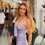 Zeynep Koltuk Instagram - Dünyanın bir yerinde.. sizce burası neresi?💜🤔😁 #travelphotography #travelgram #travel #travelling #traveltheworld #worldcitizen #citiesoftheworld #lovetravel
