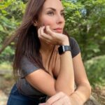 Zeynep Koltuk Instagram – Yine yeşillendim🍀✌🏻💚🌳
Not: hava öyle sıcak ki ağaçlar sararmaları gerektiğini unutmuş🤭
#sarıyaz #sonbahar #autumn #atatürkarboretumu