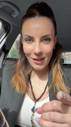 Zeynep Koltuk Instagram - Kişi kendinden bilir işi🙃😉