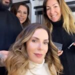 Zeynep Koltuk Instagram - Böyle güzel saç makyaj ekibi nerde vaaar🥰🙏🏻 Zeynep’ten Melike’ye🌸 @ademquzelll @canan.caner @gulsaherdurr #makeup #makeuptransformation #hairtransformation #makeupandhair #saçmakyajkaravanı #yabanidizi #melikegüntay