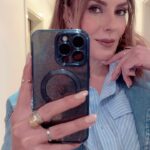 Zeynep Koltuk Instagram - Bayramlık fit check✅✔️☑️ Mavi ve bejin uyumu der susarım😍 🩵🤎 😍 #mirrorfitcheck #fitcheck #bayram #şekerbayramı #eidmubarak #ramadaneidmubarak #ramadankareem