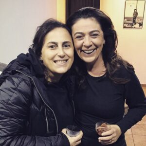 Zeyno Eracar Instagram - 2016 yılı son plan çekildi hayırlısıyla.Yüreği güzel, kendi güzel hocam@hilalsaral