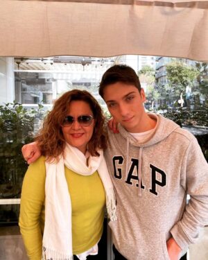 Zeyno Günenç Instagram - Eren’imle buluşma💫🧡