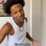 Zezeh Barbosa Instagram – Complete a frase:

“Eu sou preto e…”👊🏾

@orhudsonvictor falou tudo, pra rir e refletir!✊🏾

Ótima noite, amoresssss🍀🤎🖤💚💛🧡🤍
.
.
.
.
#antiracismo #antiracista #racismoestrutural #racismoécrime #racistasnãopassarão #racismoinstitucional #educacaoantirracista #racismonão #racismonao #consciencianegra