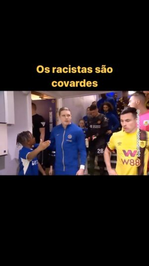 Zezeh Barbosa Instagram - 💔😤

Até quando? Tristíssimo…

Via @oespelhodopreto ✊🏾🤎
.
.
.
.
#antiracismo #antiracista #racismoestrutural #racismoécrime #racistasnãopassarão #racismoinstitucional #educacaoantirracista #racismonão #racismonao #consciencianegra