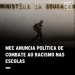 Zezeh Barbosa Instagram - Ótimo!!!✊🏾 A escola pode ser um ambiente muito nocivo para os jovens negros, se o r4cismo não for combatido!✊🏾 #repost @almapretajornalismo O Ministério da Educação (MEC) irá lançar, no próximo dia 14 de maio, protocolos contra o racismo. A partir da Política Nacional de Educação para as Relações Étnico-Raciais, escolas em todo país receberão diretrizes para promover um ambiente educacional anti-racista, além do monitoramento da implementação da lei 10.639/2003, que determina a inclusão do ensino de história e cultura afro-brasileira na educação básica Texto: @lastserpa 📸 Agência Brasil Via: ▶️: /almapretajornalismo 🐦: alma_preta 🎧: Papo Preto | Spotify F: @almapretajornalismo #EducaçãoAntirracista #Inclusão #MEC #educação #escolas #almapretajornalismo #antiracismo #antiracista #racismoestrutural #racismoécrime #racistasnãopassarão #racismoinstitucional #educacaoantirracista #racismonão #racismonao #consciencianegra