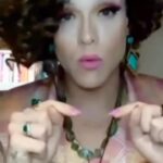 Zezeh Barbosa Instagram – É isso!✊🏾

É necessário entender que o r4cismo não é uma questão pontual, e sim, estrutural. E todos podem e devem combatê-lo!✊🏾

Ótima noite, babiesss🍀

Via @rita_von_hunty | @elisalucinda 👊🏾
.
.
.
.
#antiracismo #antiracista #racistasnãopassarão #racismonão #racismoécrime #racismoestrutural #racismoinstitucional #educacaoantirracista