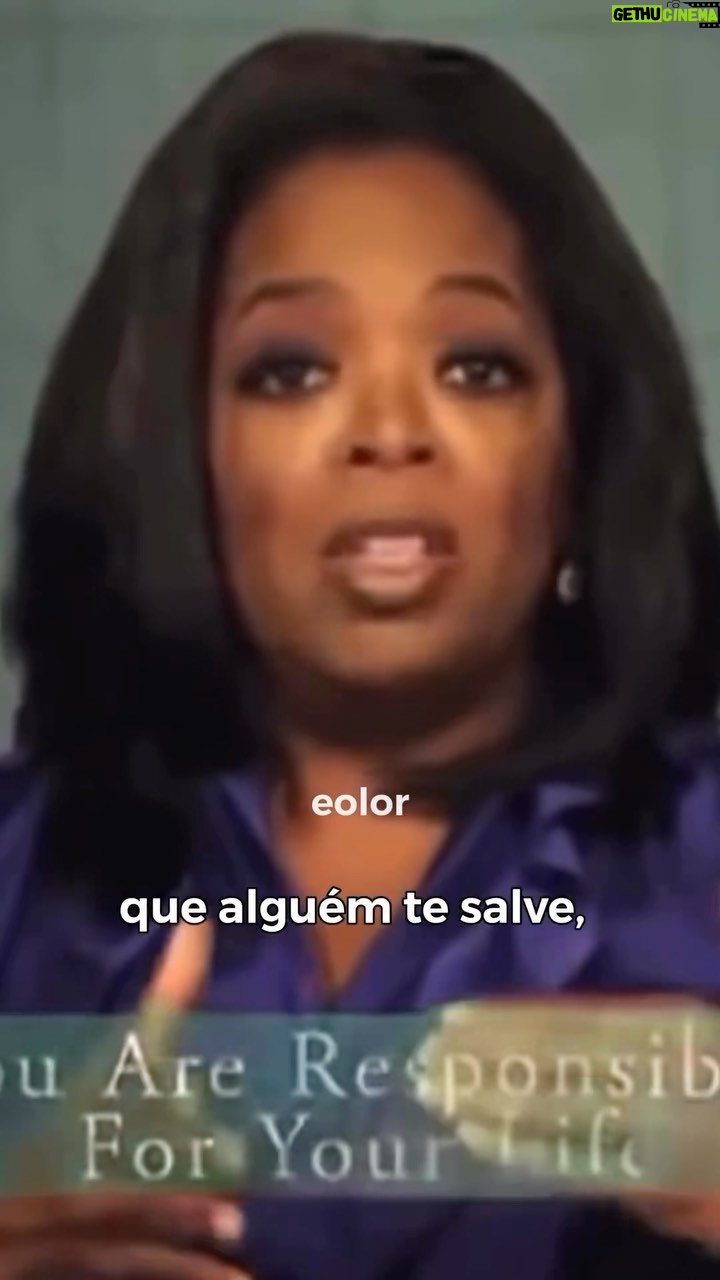 Zezeh Barbosa Instagram - Você pode!✊🏾❤️ Quando tomamos as rédeas da vida, percebemos que nossas capacidades e nossa resiliência são bem maiores do que a gente imagina!✊🏾❤️ Não desista, INSISTA!✊🏾❤️ Ótima noite, babiesss🍀 Via @eolor ✌🏾 . . . . #motivacionalbruto #motivacaododia #motivosparaviver #motivaçãododia #acreditarsempre #antiracismo #antiracista #racismoestrutural #racismoécrime #racistasnãopassarão #racismoinstitucional #educacaoantirracista #racismonão #racismonao #consciencianegra