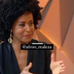 Zezeh Barbosa Instagram – Maju e Viola!✊🏾🤎

O tamanho da importância dessas duas divas é imensurável! Representatividade, né?❤️

@majucoutinhoreal , @violadavis 🤎🤎

Ótima noite, amoresssss🍀

Via @afroo_realeza 👊🏾
.
.
.
.
#antiracismo #antiracista #racismoestrutural #racismoécrime #racistasnãopassarão #racismoinstitucional #educacaoantirracista #racismonão #racismonao #consciencianegra #majucoutinho #violadavis