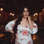 Zhalla Rasul Instagram – Bonsoir….
Hamisha dl xoshm ka xanmakanman awana dast ranginn 
Wa zor dl xoshtrm ka yakek la hawrekany xom yakeka la désignera hara sarkawtwakan
@mrwaridesign to taibaty 🌸 
@shangah88
Photos by : @rebaz.motabche