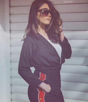 Zhalla Rasul Instagram - زۆر سوپاس هاوڕێی ئازیزم 
@bawanihsanphotography 
@edonna_fashion