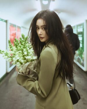 Zhang Tian'ai Instagram - Hi #AmiParis #AmiFW24