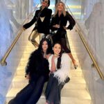 Zhanna Martirosyan Instagram – В кинотеатре Художественный состоялась премьера кутюрной коллекции Summer 2024 бренда Anastasia Zadorina
Спасибо тебе Настя @azadorina, спасибо твоей команде♥️
Красота спасет мир✨