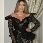 Zhanna Martirosyan Instagram - Сейчас модно делать астрологические прогнозы и модно прислушиваться к ним. Предлагаю вашему вниманию мой астрологический прогноз на начало 2024 год! Договоримся так , если у вас он сбудется, вы переводите на мою карту благодарственный гонорар. Итак! Внимание! Что происходит на свете? - А просто зима. - Просто зима, полагаете вы? - Полагаю. Что же за всем этим будет? - А будет январь. - Будет январь, вы считаете? - Да, я считаю. Чем же все это окончится? - Будет апрель. - Будет апрель, вы уверены? - Да, я уверен. В апреле погадаю на картах Таро и напишу вам прогноз еще на два месяца.