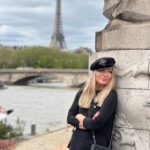 Zhanna Martirosyan Instagram - А вы знали, что во всем мире существует 38 городов с названием Париж? Я решила посетить основной их офис.
