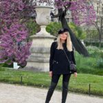 Zhanna Martirosyan Instagram - А вы знали, что во всем мире существует 38 городов с названием Париж? Я решила посетить основной их офис.