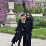 Zhanna Martirosyan Instagram - А вы знали, что во всем мире существует 38 городов с названием Париж? Я решила посетить основной их офис.