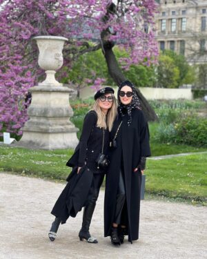 Zhanna Martirosyan Instagram - А вы знали, что во всем мире существует 38 городов с названием Париж?
Я решила посетить основной их офис.