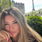 Zhanna Martirosyan Instagram - PARISительно красиво здесь.