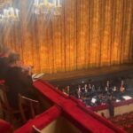 Zhanna Martirosyan Instagram - Культурный выходной с харизматичным и очень прыгучим руководителем восстания рабов и гладиаторов -СПАРТАКОМ. @vasiliev.art #спартак #большойтеатр #love #балет ♥️