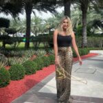 Zhanna Martirosyan Instagram - Решила сломать систему! Постройнела на 1 кг и надела леопардовый принт)