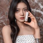 Zhao Jinmai Instagram – 漫步卢浮宫
@lancomeofficial  @MuseeLouvre  #lancomexlouvre