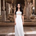 Zhao Jinmai Instagram – 漫步卢浮宫
@lancomeofficial  @MuseeLouvre  #lancomexlouvre